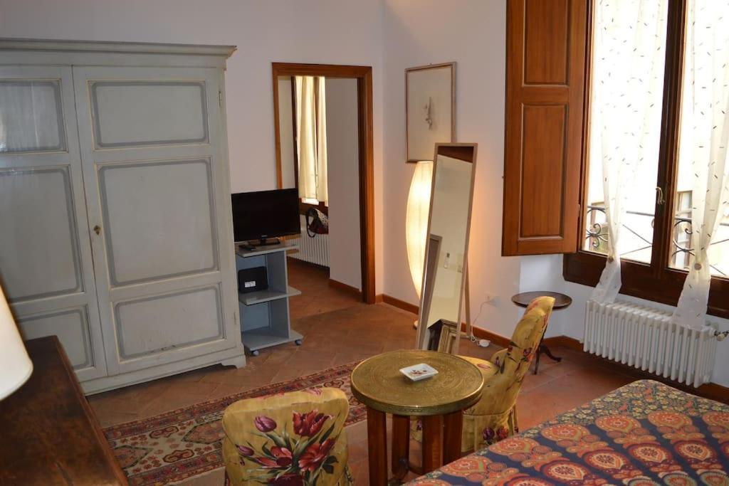 The Secret Garden Apartment Florenz